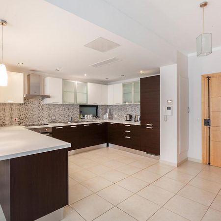 Ferienwohnung Pender Lux Complex - 3Br Unit With Private Parking By 360 Estates San Ġiljan Exterior foto